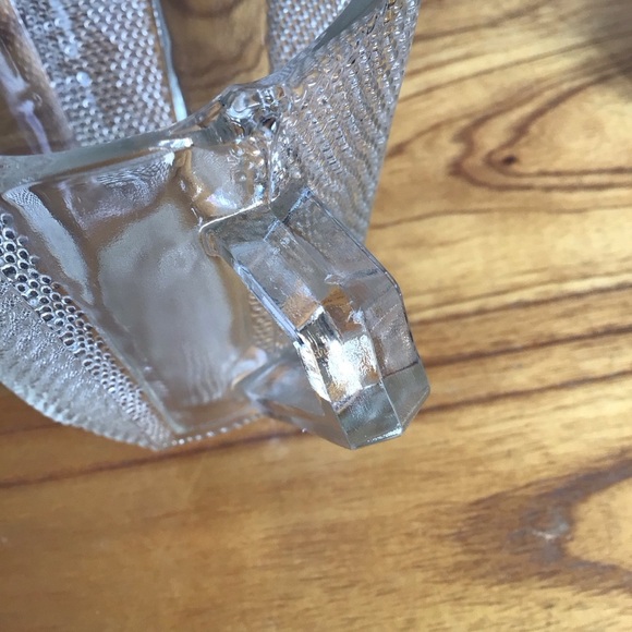 Vintage Jeanette Glass Dewdrop Sugar and Creamer Set - Picture 9 of 9